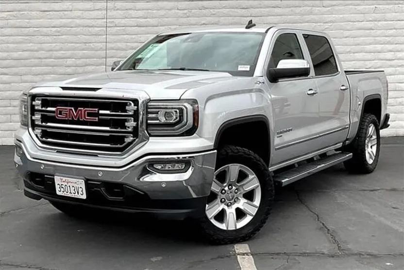 2017 Gmc Sierra 1500 SLT photo 1