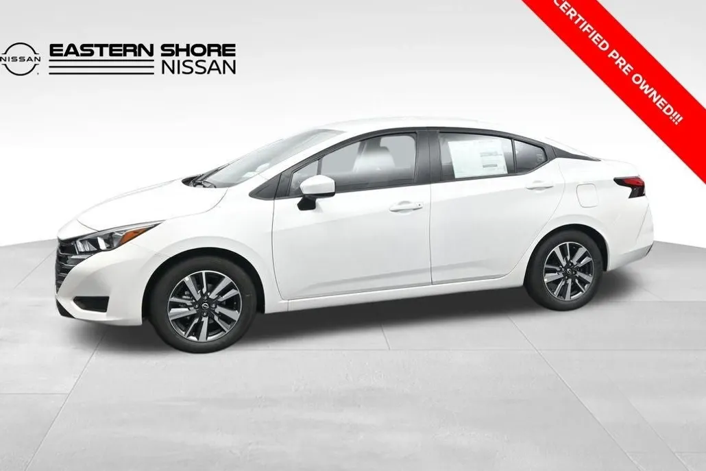 2024 Nissan Versa 1.6 SV photo 1
