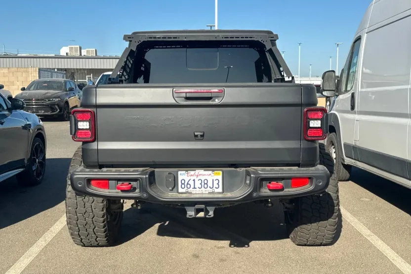 2020 Jeep Gladiator Rubicon photo 1
