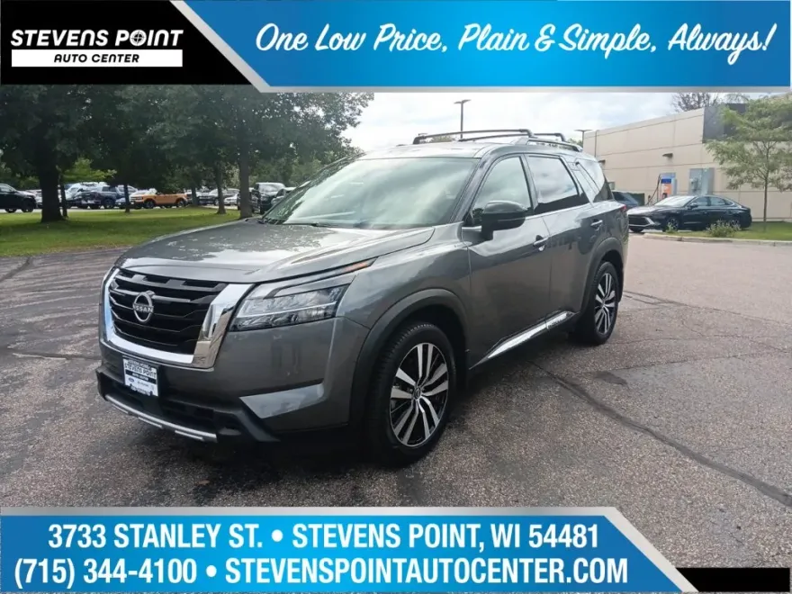 2023 Nissan Pathfinder Platinum photo 1