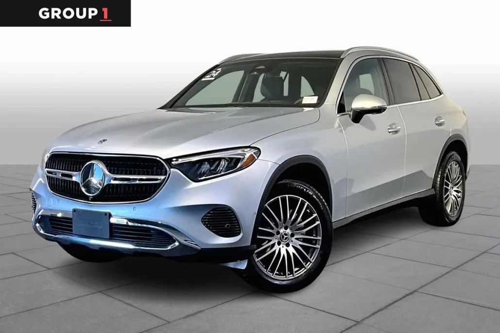 2024 Mercedes Benz GLC 300 4MATIC photo 1