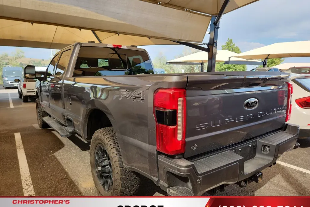 2024 Ford F-350 photo 1