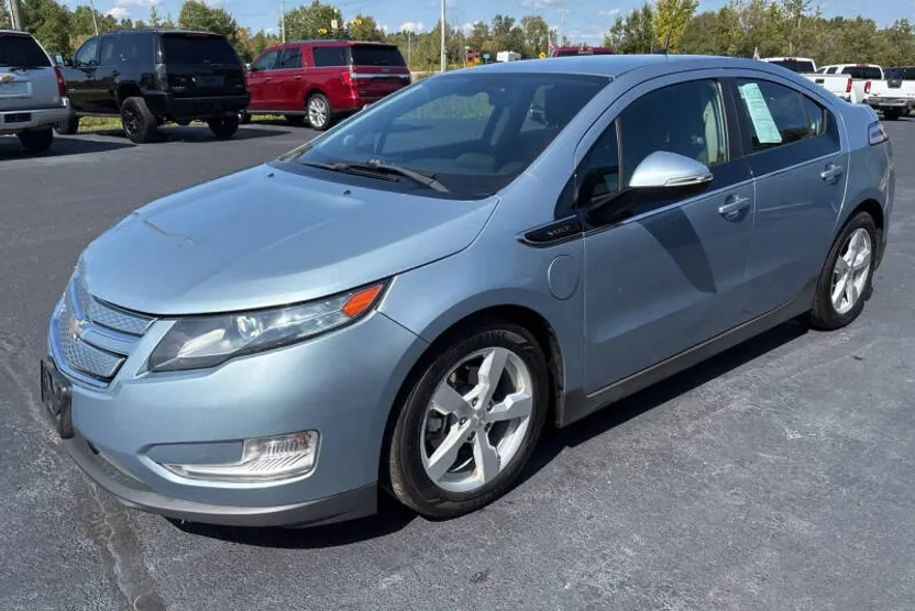 2013 Chevrolet Volt Premium photo 1