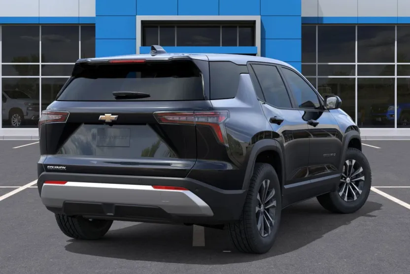 2026 Chevrolet Equinox LT photo 1