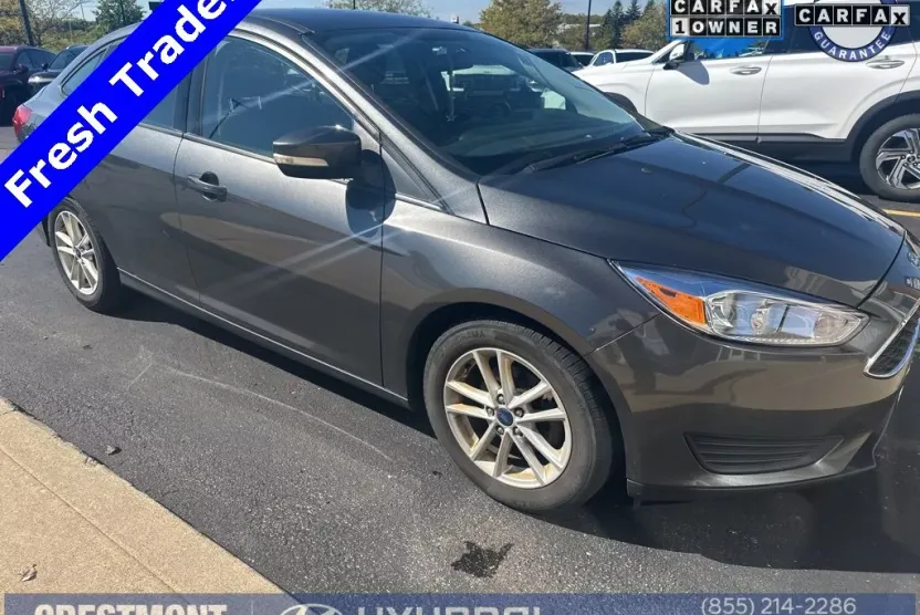 2016 Ford Focus SE photo 1