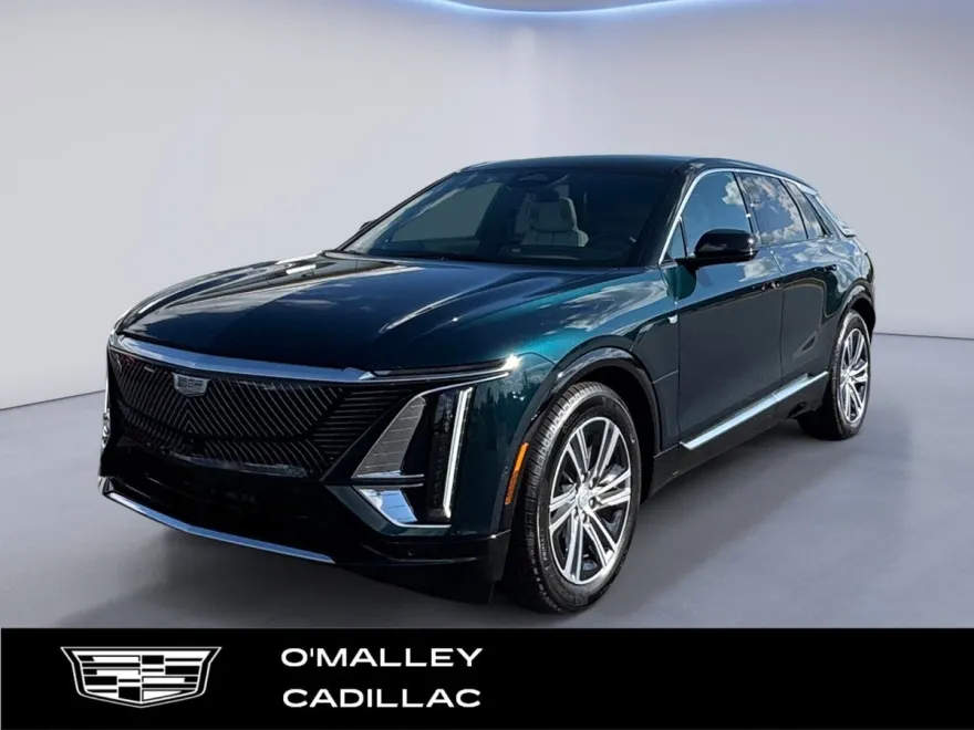 2025 Cadillac Lyriq Luxury photo 1
