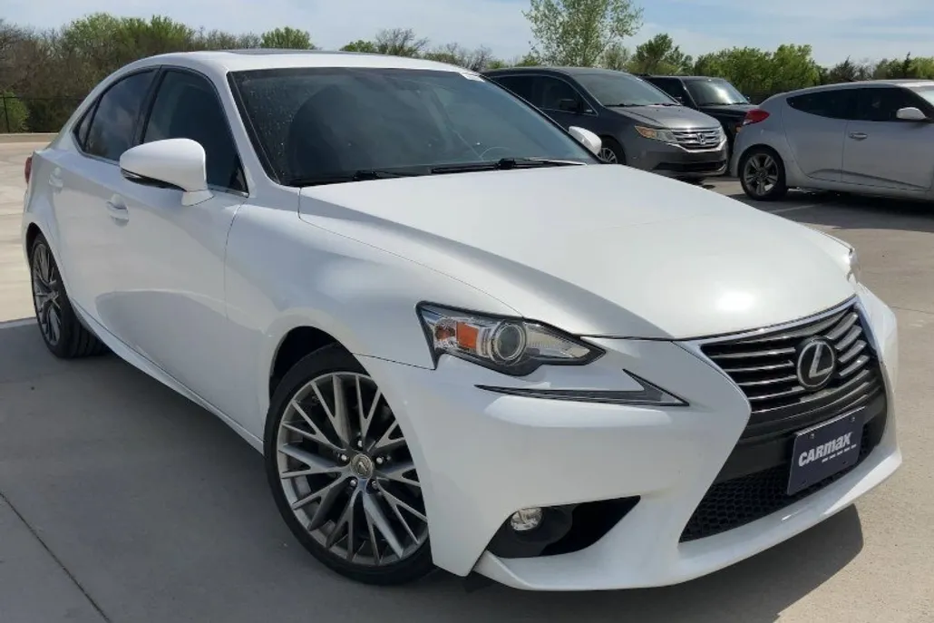 2015 Lexus IS 250 photo 1