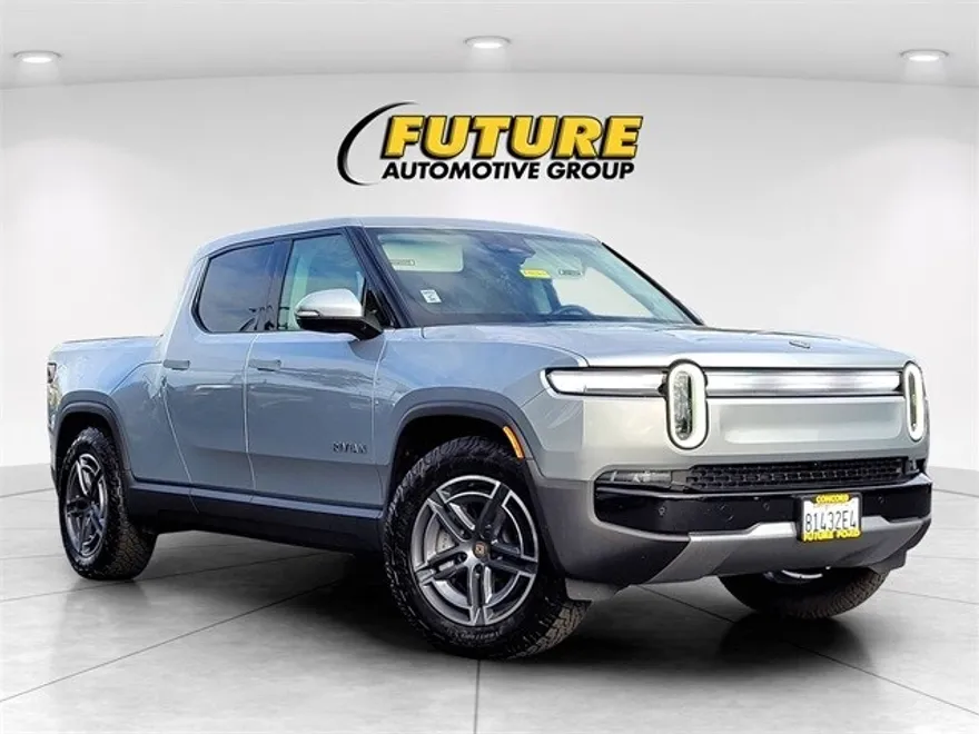 2025 Rivian R1T Adventure photo 1