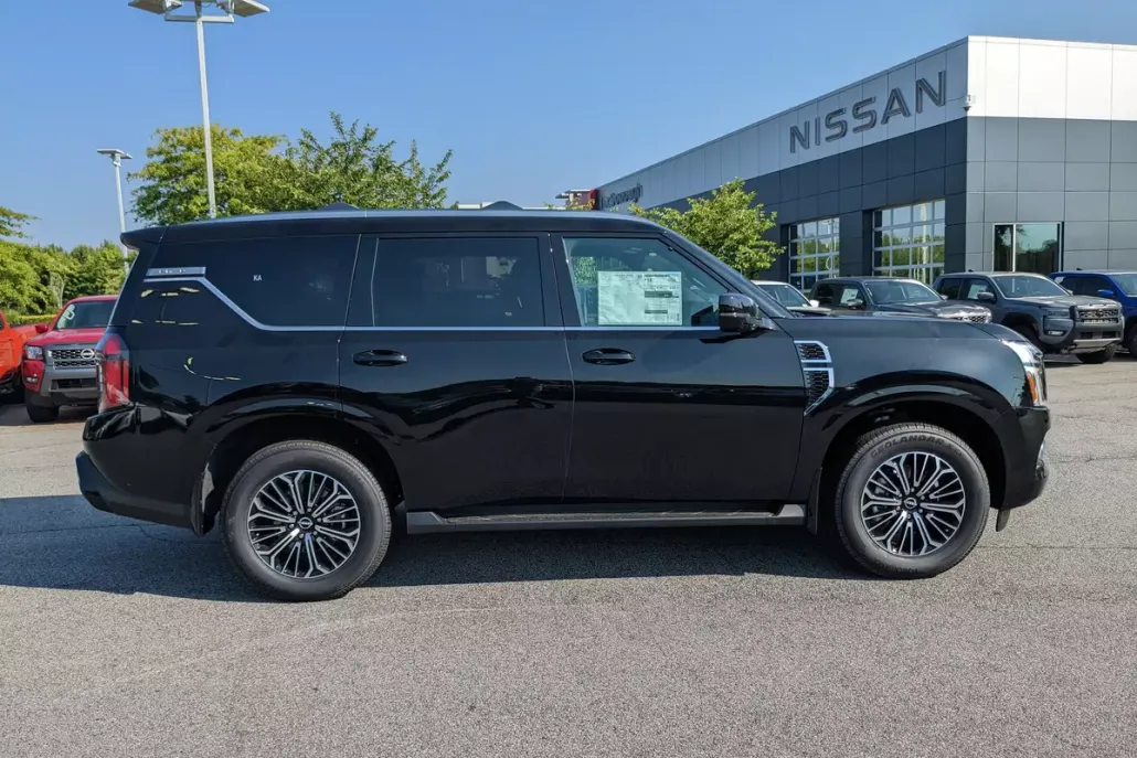 2025 Nissan Armada Platinum photo 1
