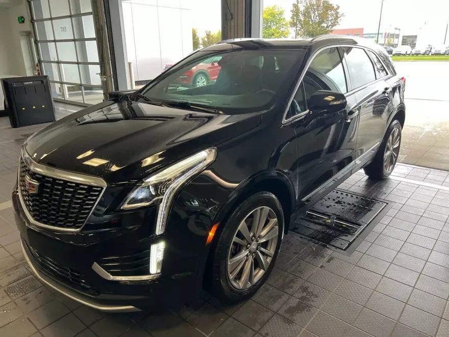 2024 Cadillac XT5 Premium Luxury photo 1