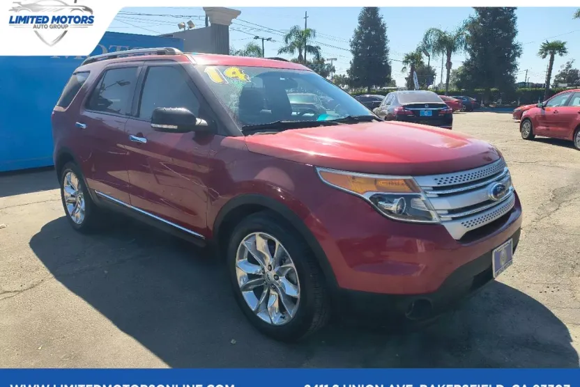 2014 Ford Explorer XLT photo 1
