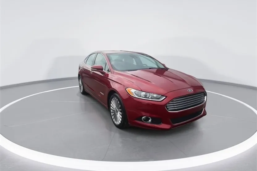 2014 Ford Fusion Hybrid Titanium photo 1