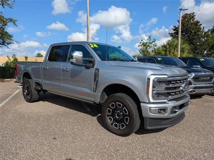 2024 Ford F-350 Platinum photo 1