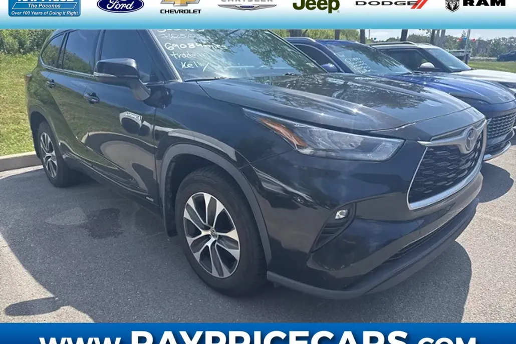 2020 Toyota Highlander Hybrid XLE photo 1
