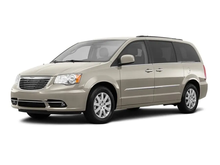 2016 Chrysler Town & Country Touring photo 1