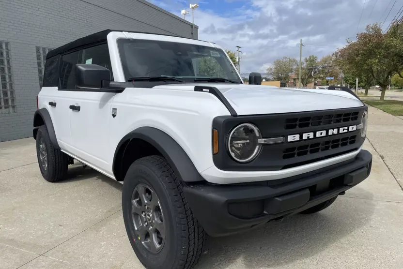 2025 Ford Bronco Big Bend photo 1