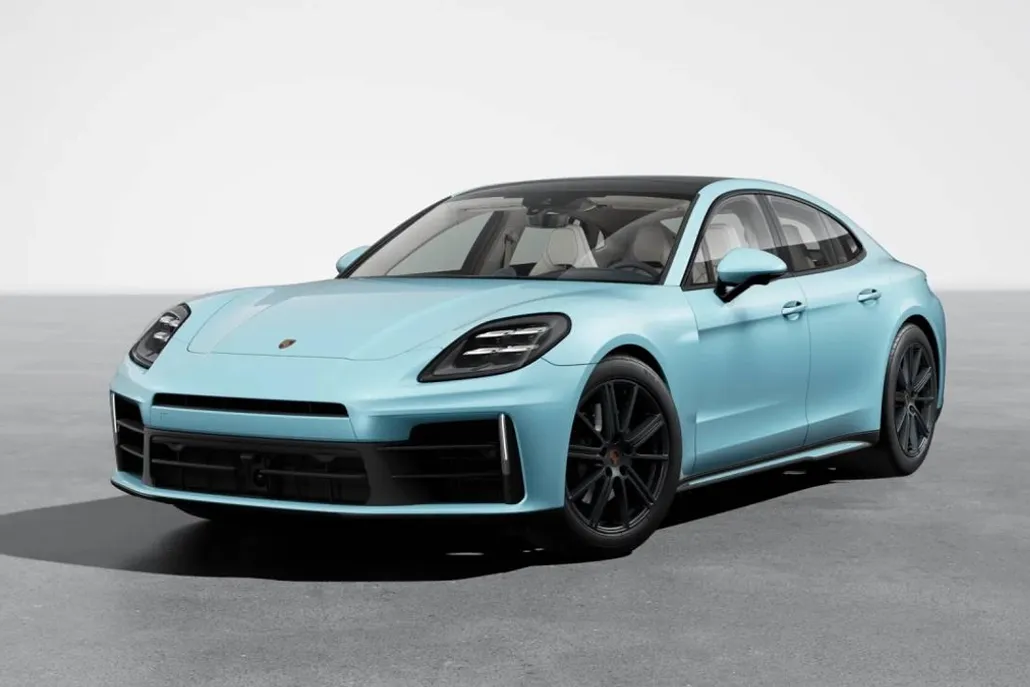 2026 Porsche Panamera 4 photo 1