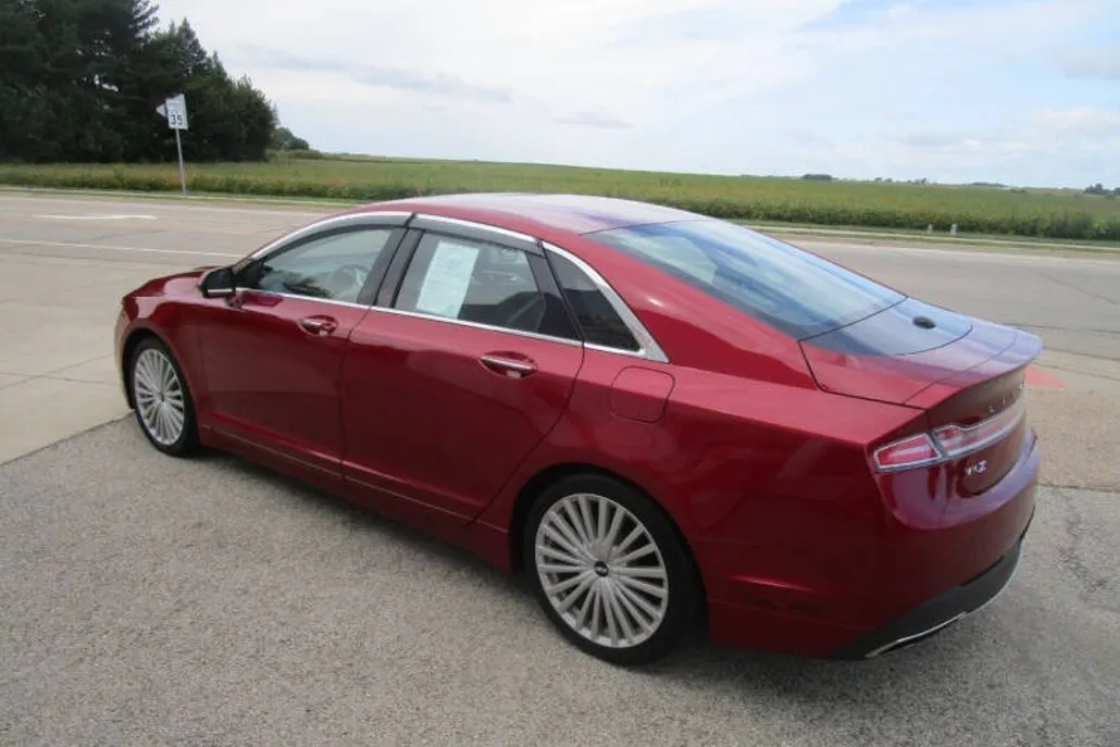 2017 Lincoln MKZ Reserve photo 1