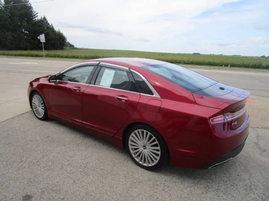 2017 Lincoln MKZ Reserve photo 1