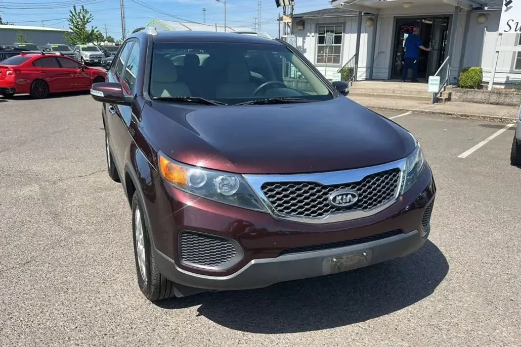 2013 Kia Sorento LX photo 1