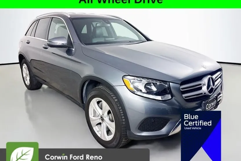 2018 Mercedes Benz GLC 300 4MATIC photo 1