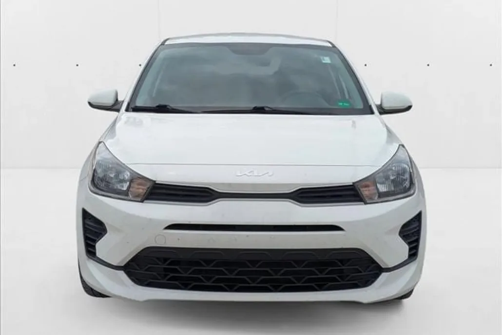2022 Kia Rio S photo 1