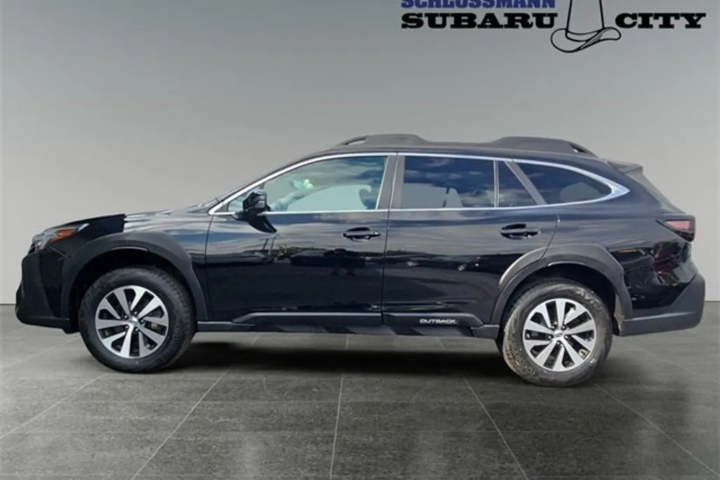 2023 Subaru Outback Premium photo 1