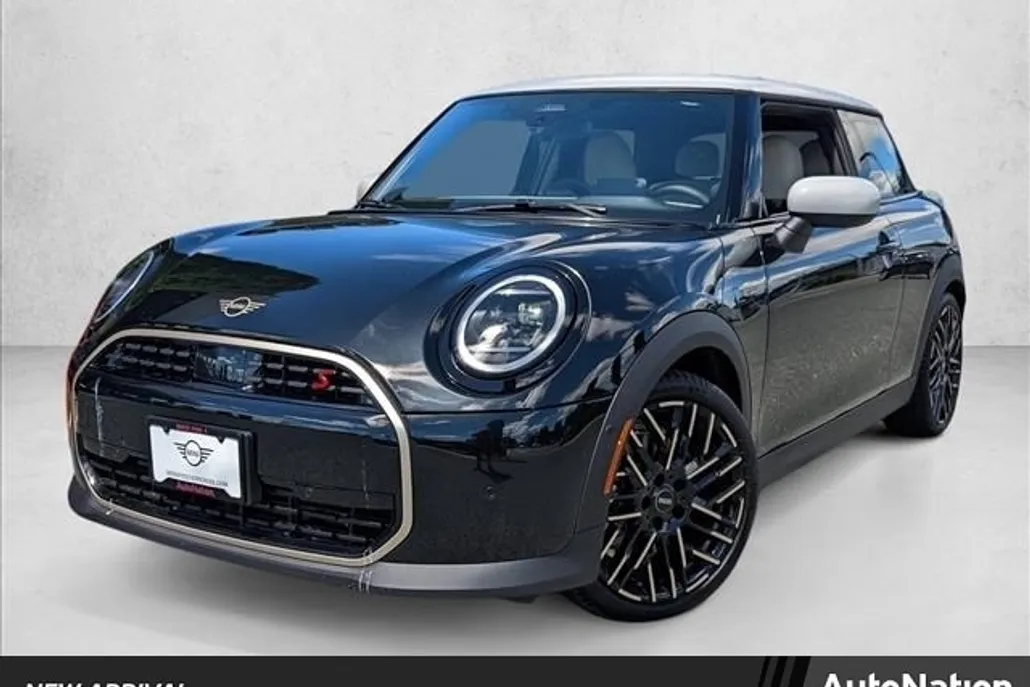 2025 Mini Cooper 2 Door Hardtop S photo 1