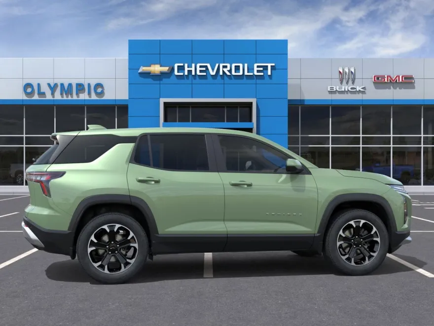 2026 Chevrolet Equinox LT photo 1