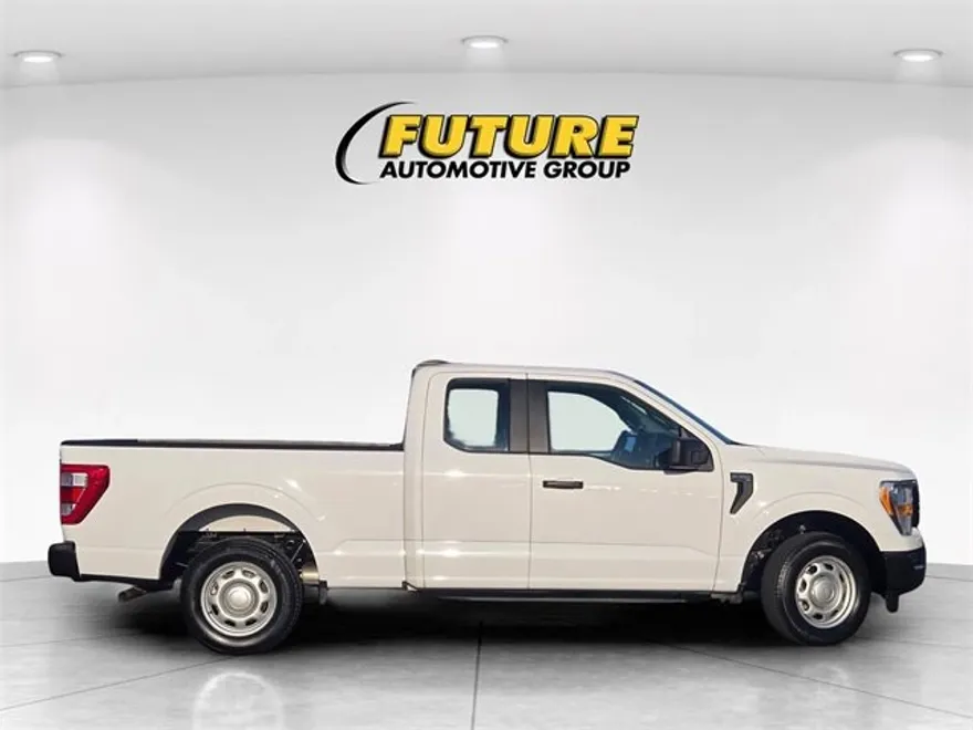 2022 Ford F-150 XL photo 1