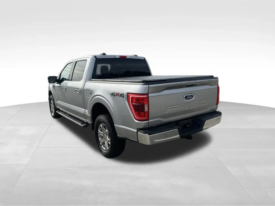2021 Ford F-150 XLT photo 1