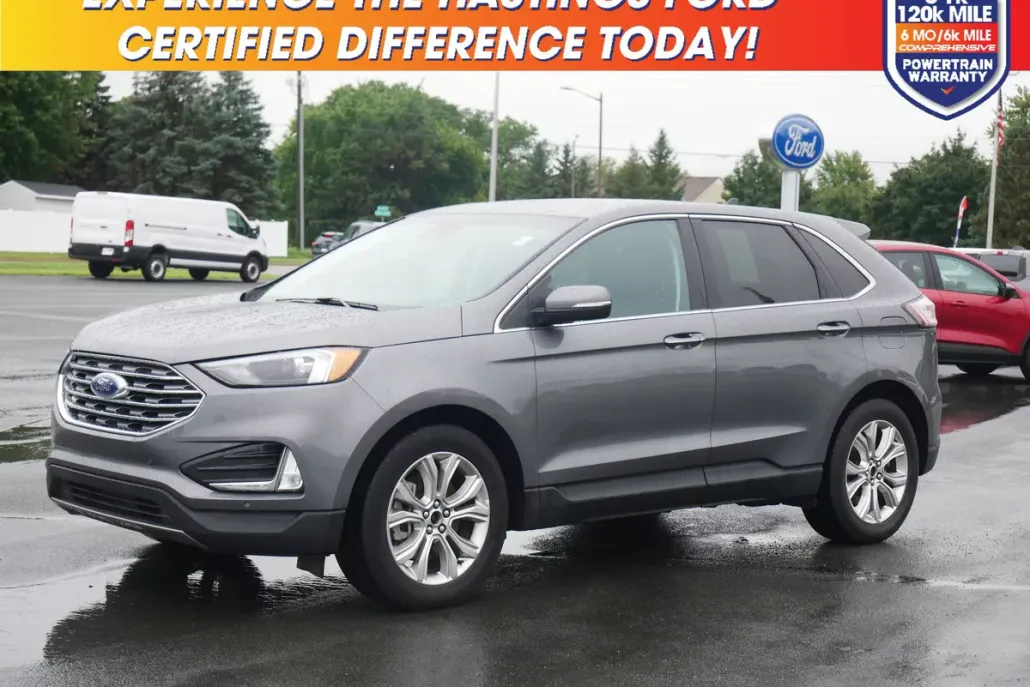 2024 Ford Edge Titanium photo 1
