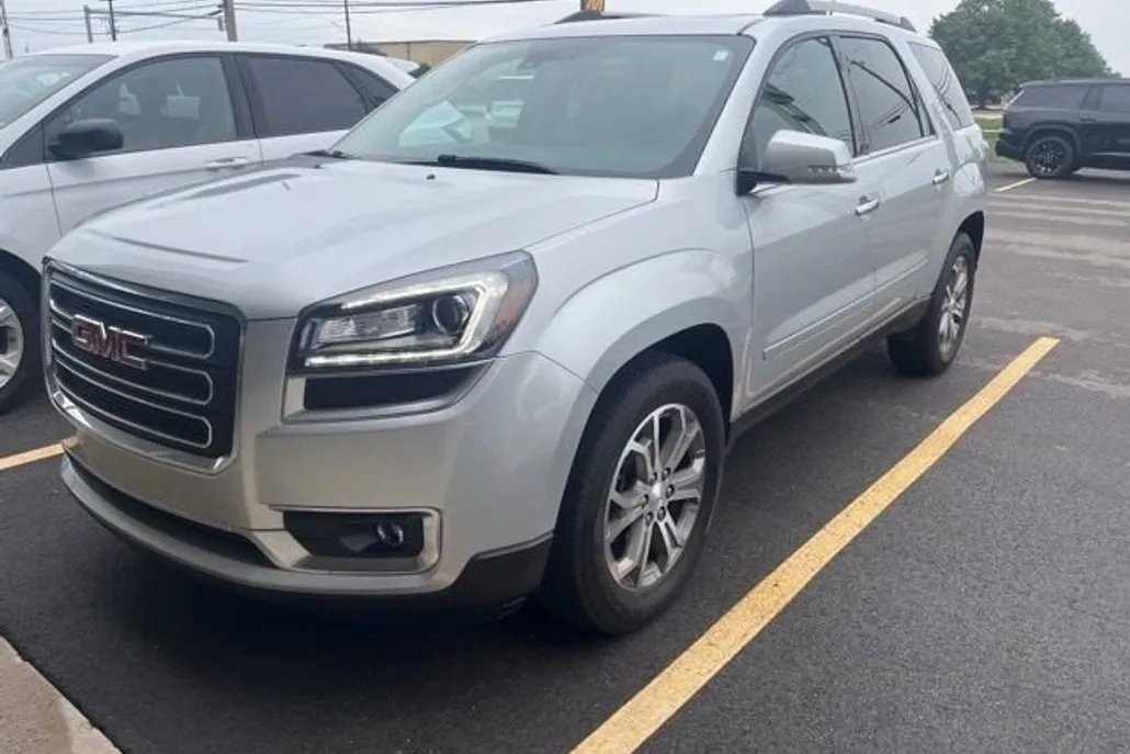 2016 Gmc Acadia SLT photo 1