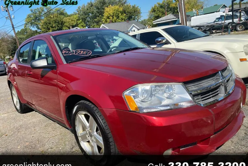 2008 Dodge Avenger SXT photo 1