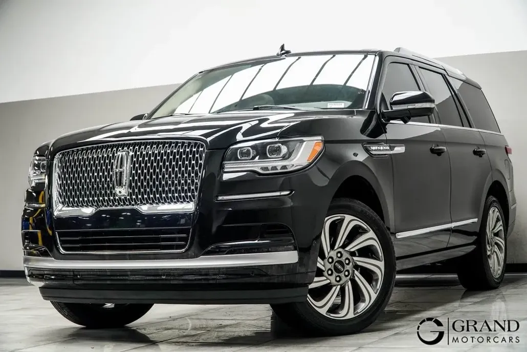 2023 Lincoln Navigator Reserve photo 1