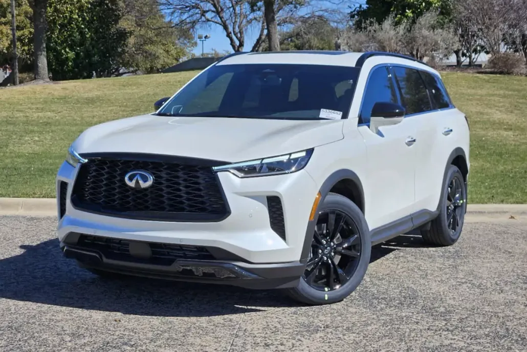 2025 Infiniti QX60 Luxe photo 1