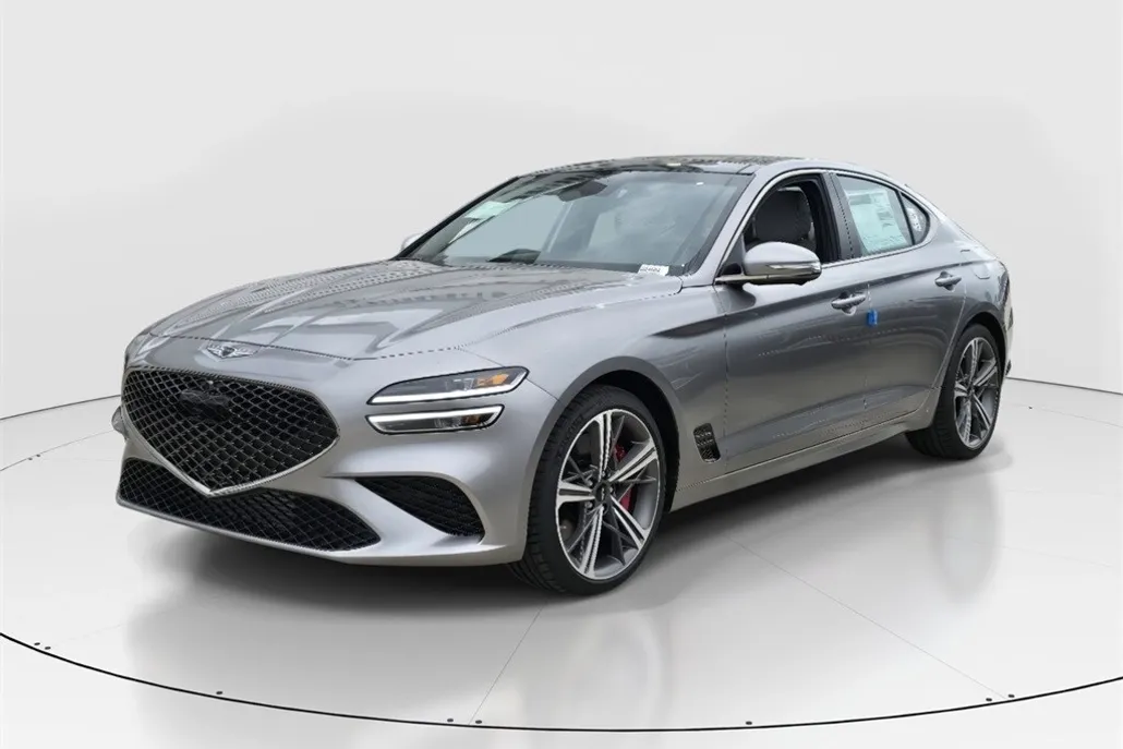2025 Genesis G70 2.5T Sport Prestige photo 1