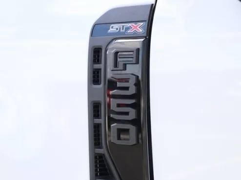 2025 Ford F-350 XL photo 4