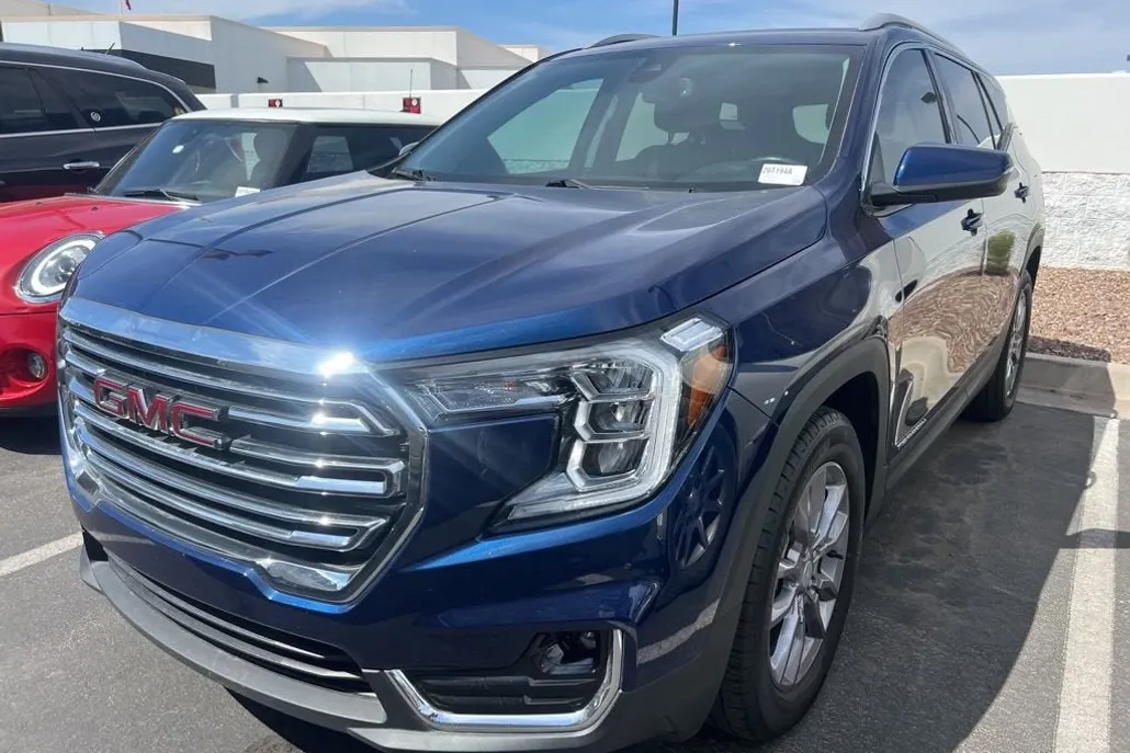 2022 Gmc Terrain SLT photo 1