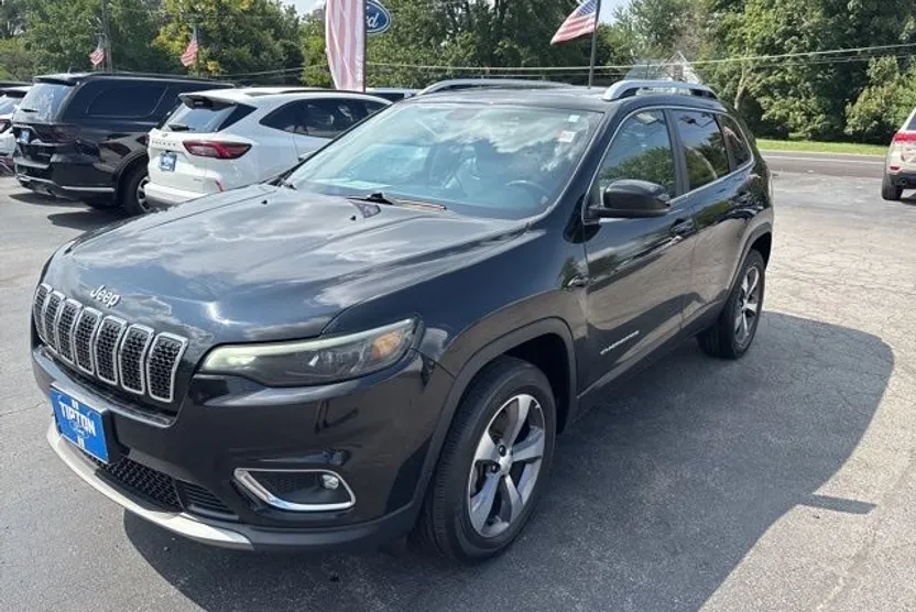 2019 Jeep Cherokee Limited photo 1