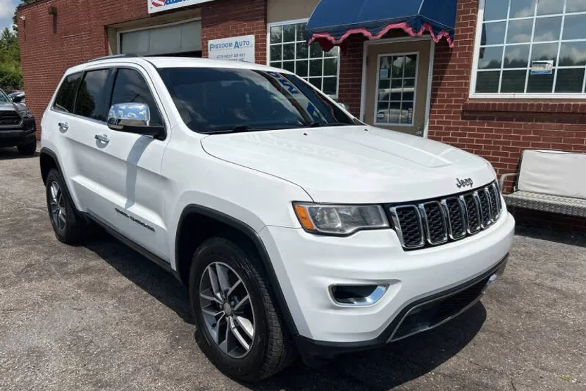 2017 Jeep Grand Cherokee Limited photo 1