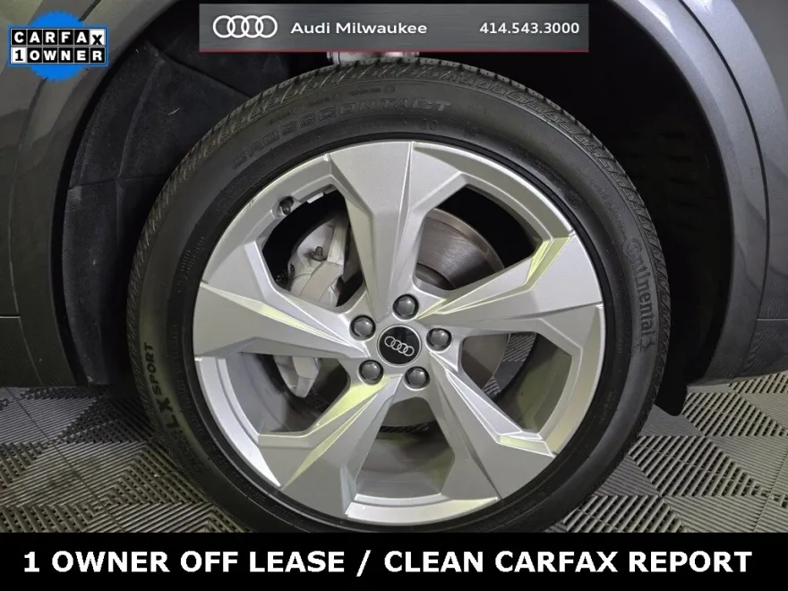 2022 Audi Q5 45 S line Premium Plus photo 1