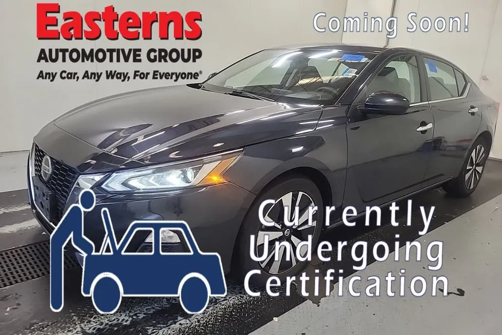 2021 Nissan Altima 2.5 SV photo 1