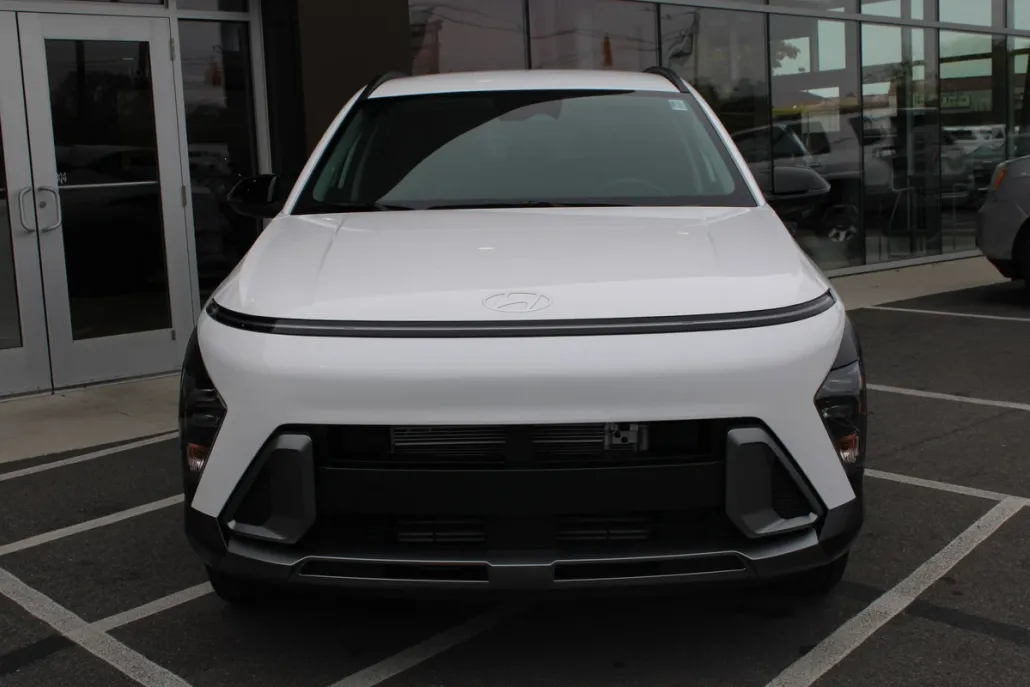2026 Hyundai Kona SEL photo 1