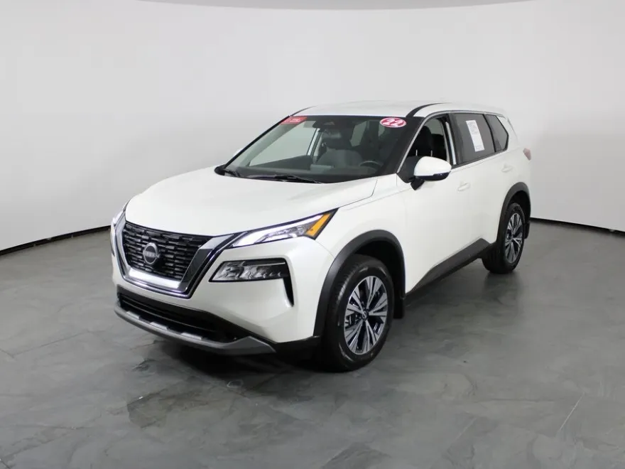 2022 Nissan Rogue SV photo 1