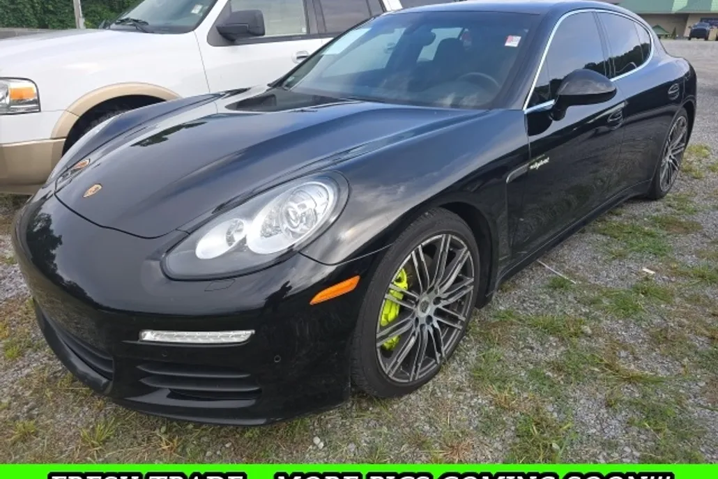 2016 Porsche Panamera E-Hybrid S photo 1