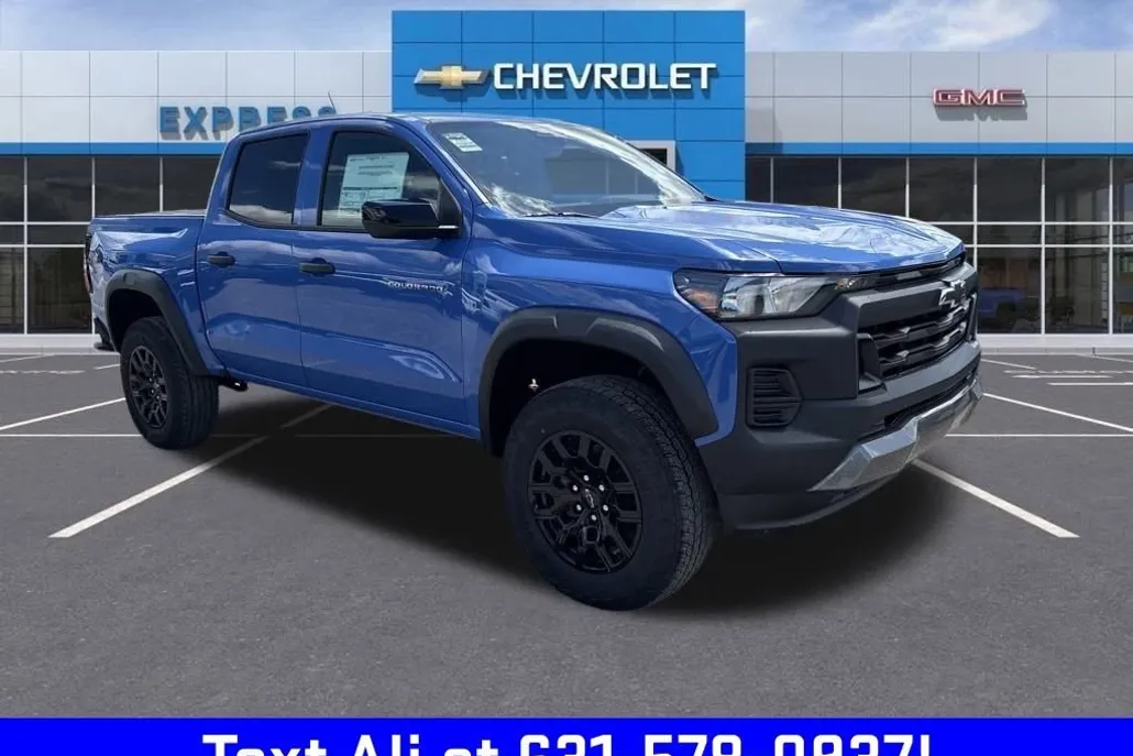 2026 Chevrolet Colorado Trail Boss photo 1