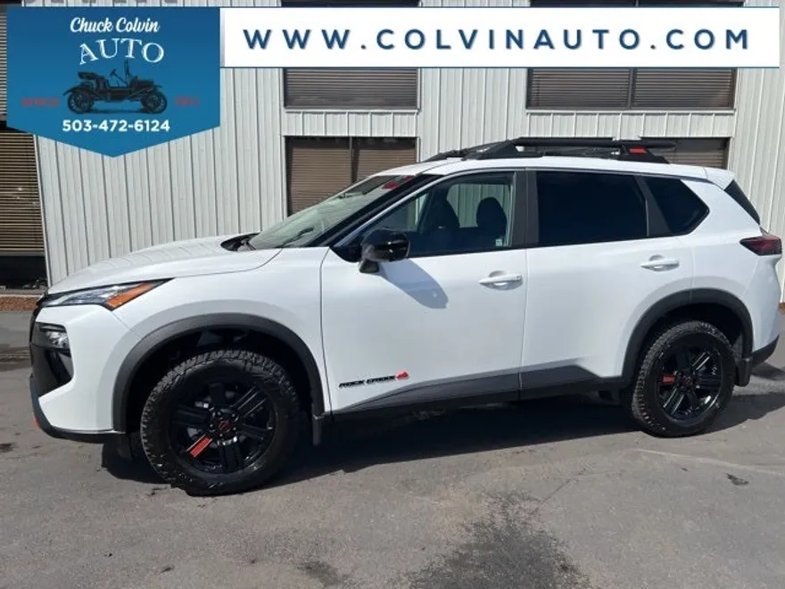 2026 Nissan Rogue SV photo 1