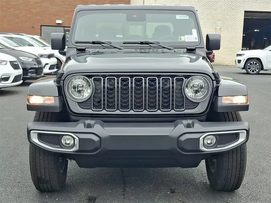 2025 Jeep Gladiator Sport S photo 1