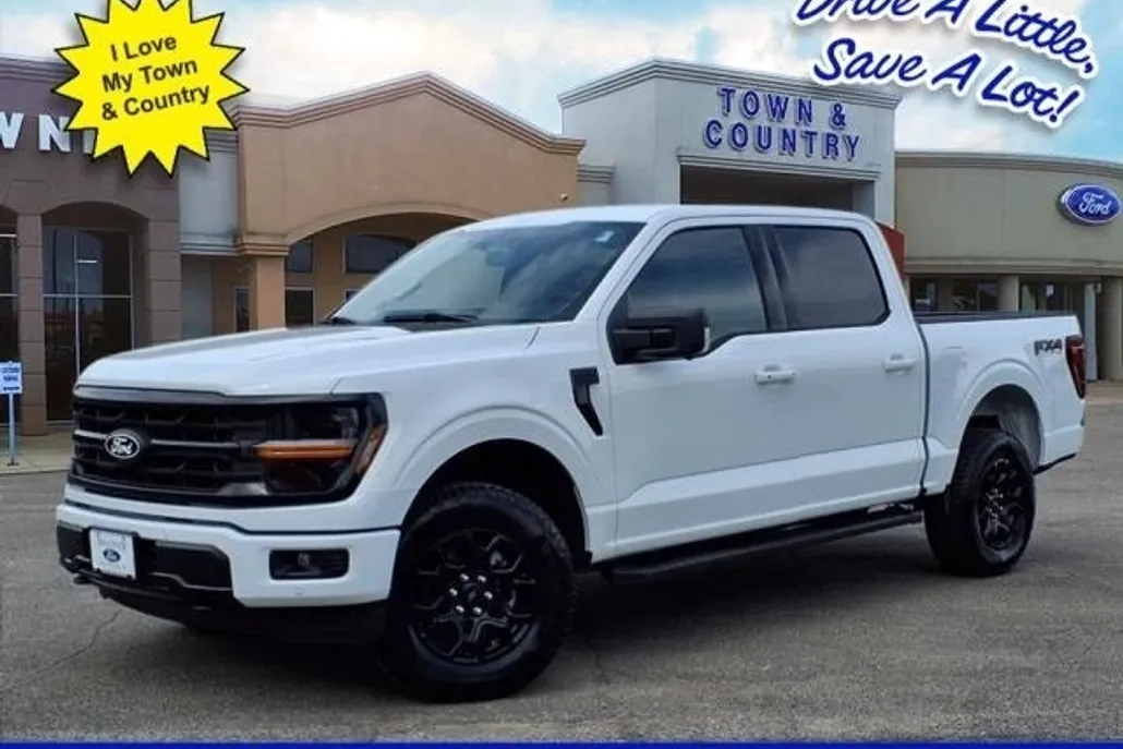 2025 Ford F-150 XLT photo 1